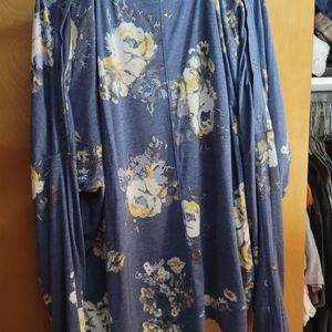 Mauricee long sleeve sweater